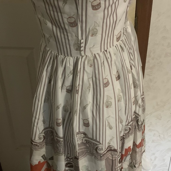 NWOT Magic Tea Party “Musicians in Bremen Town” JSK with hairclips, bow, belt - Picture 3 of 12